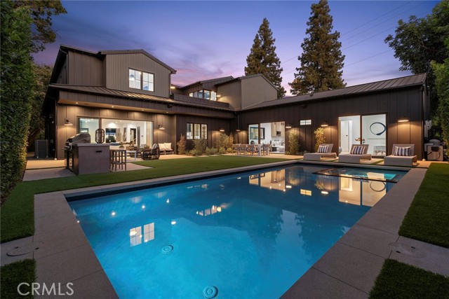 Photo of 4955 Haskell Avenue, Encino, CA 91436