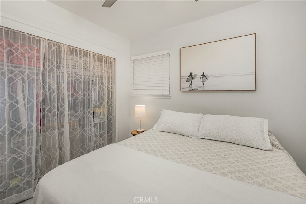 https://media.crmls.org/medias/4e50286e-1442-4ab2-918b-5f5bf40f17bd.jpg?preset=X-Large