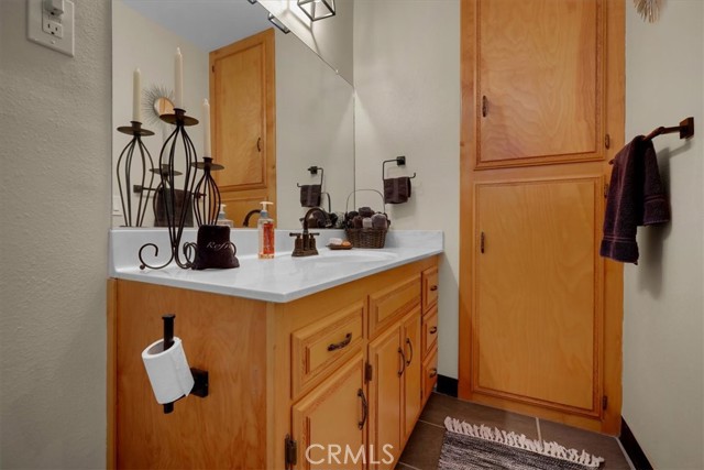 33230 Hollister, Lake Elsinore CA: https://media.crmls.org/medias/4e508869-001d-42ab-83f5-7f9171fce190.jpg