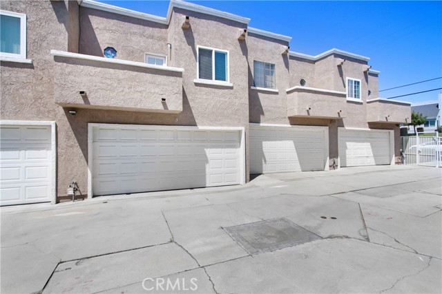 Detail Gallery Image 18 of 21 For 11819 Loma Dr #3,  Whittier,  CA 90604 - 2 Beds | 2/1 Baths