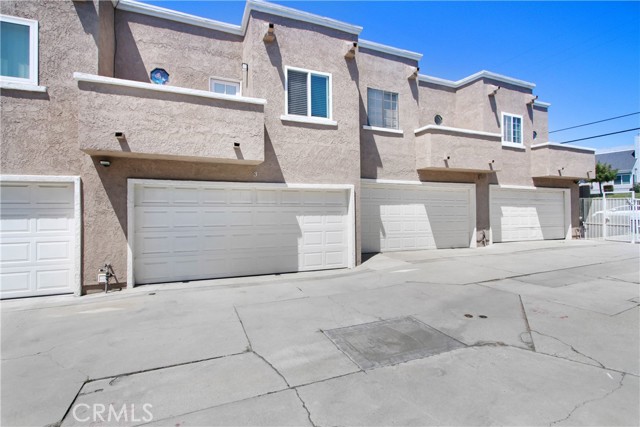 Detail Gallery Image 18 of 21 For 11819 Loma Dr #3,  Whittier,  CA 90604 - 2 Beds | 2/1 Baths