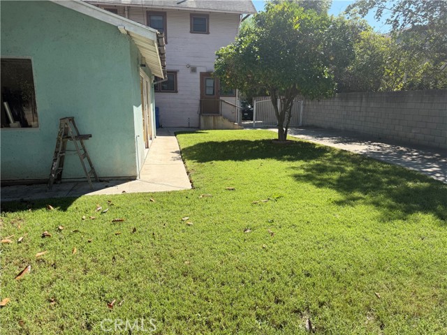 1253 South Victoria photo 12