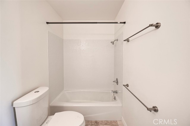 21981 Rimhurst Drive, Lake Forest CA: https://media.crmls.org/medias/4e5228e7-b43d-4236-b484-fc09c7122eec.jpg