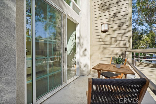 Detail Gallery Image 19 of 35 For 2364 Duane St #7,  Silver Lake Los Angeles,  CA 90039 - 2 Beds | 2/1 Baths