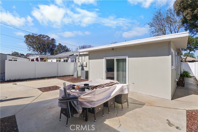 Detail Gallery Image 23 of 25 For 200 E Barclay St, Long Beach,  CA 90805 - 3 Beds | 1 Baths