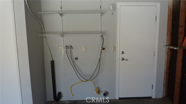 284 Celeste Drive, Riverside CA: https://media.crmls.org/medias/4e538e4e-65f4-4ed6-9cad-a66542e81909.jpg