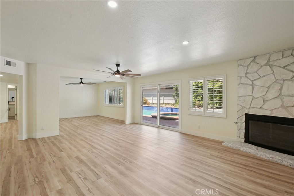 MLS #CV25181348 image #24