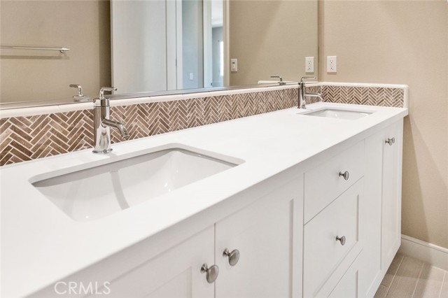 Detail Gallery Image 37 of 42 For 146 Toretta, Irvine,  CA 92602 - 4 Beds | 3 Baths