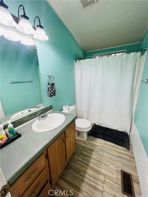 Detail Gallery Image 9 of 32 For 12700 Elliott Ave #501,  El Monte,  CA 91732 - 4 Beds | 2 Baths