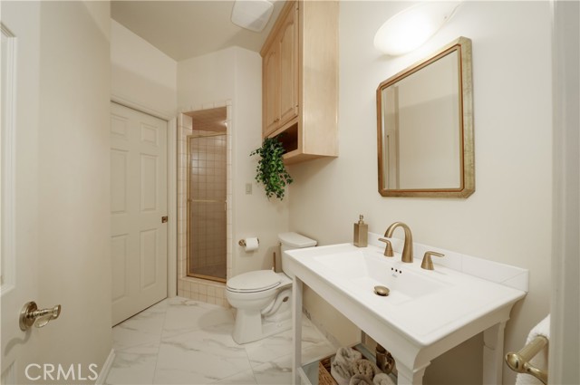 Detail Gallery Image 29 of 54 For 7301 Calle Sagrada, Bakersfield,  CA 93309 - 5 Beds | 4 Baths