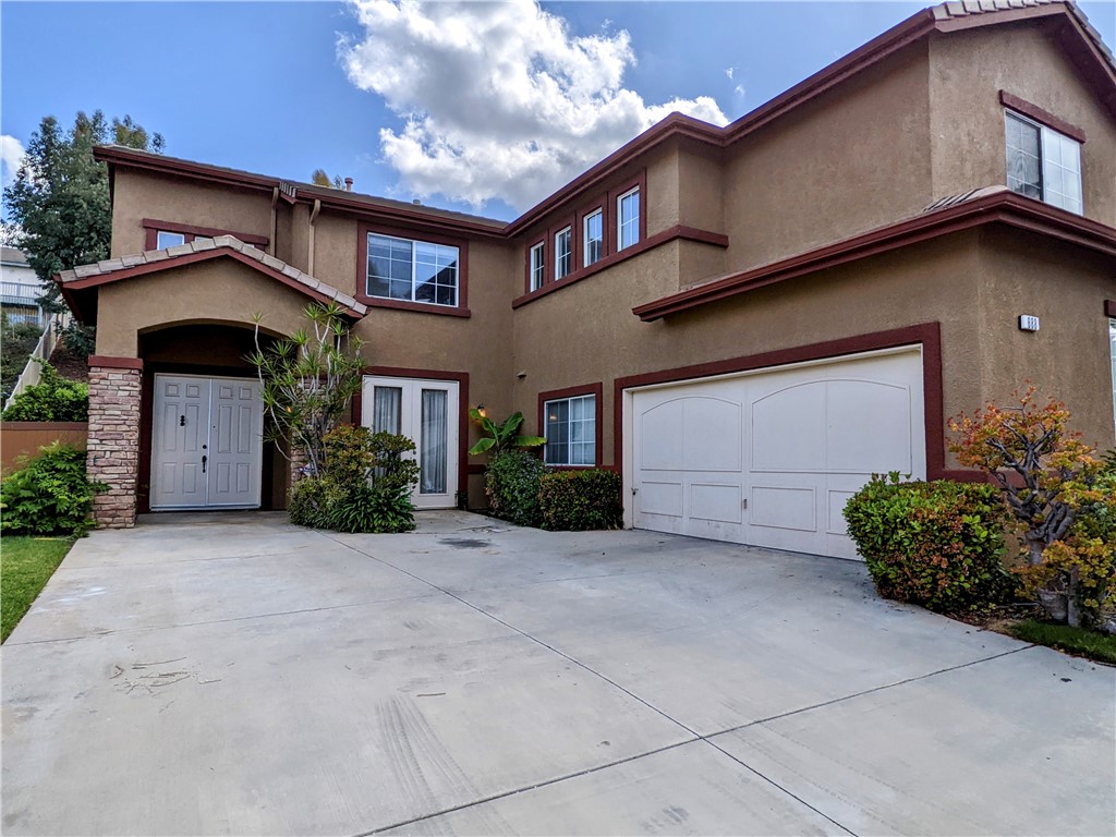 688 Rembrandt Circle, Corona, CA 92882