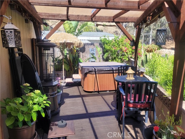 11401 Topanga, Chatsworth CA: https://media.crmls.org/medias/4e54b2f2-cedb-4afe-adea-3158a8e82cda.jpg