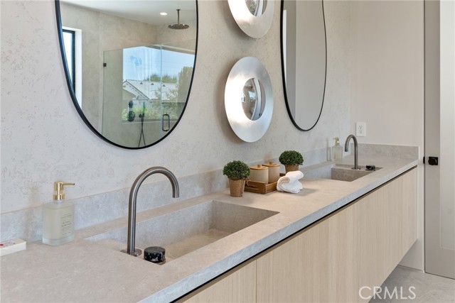 Detail Gallery Image 41 of 75 For 14738 Otsego St, Sherman Oaks,  CA 91403 - 5 Beds | 5/1 Baths