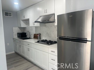 17536 Sherbrook Drive, Tustin CA: https://media.crmls.org/medias/4e54d63a-a29e-4f21-bc71-3db037fedafd.jpg