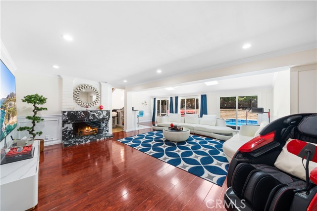 23072 Aspen Knoll Drive, Diamond Bar CA: https://media.crmls.org/medias/4e54d976-97ab-4fbb-9118-8a955163ae79.jpg