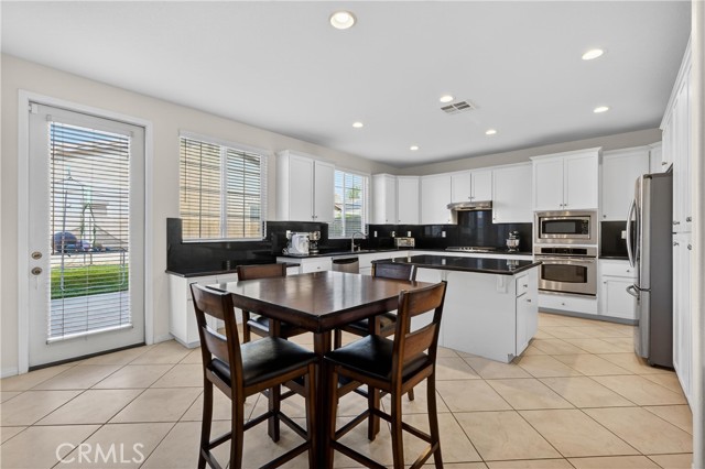 Detail Gallery Image 22 of 50 For 34581 Spindle Tree, Winchester,  CA 92596 - 5 Beds | 3 Baths