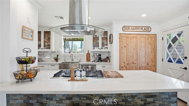 Detail Gallery Image 14 of 56 For 11426 Collett Avenue, Granada Hills,  CA 91344 - 3 Beds | 2 Baths