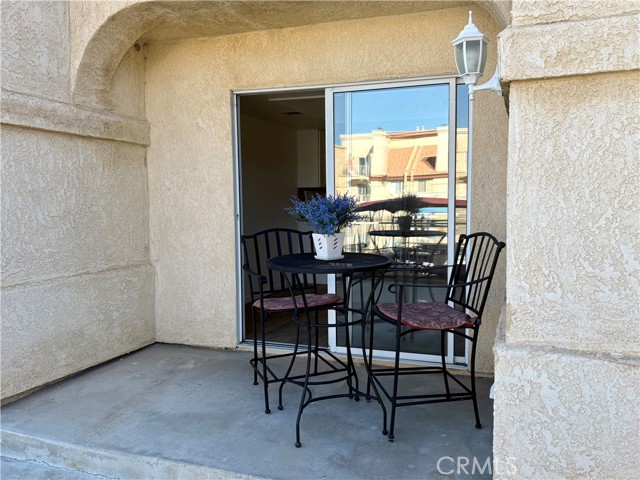 11496 Nautical Lane, Helendale CA: https://media.crmls.org/medias/4e55f010-ddbb-4ade-b60b-decf0ef4fd81.jpg