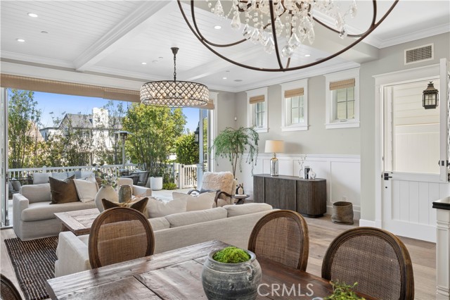 Detail Gallery Image 7 of 31 For 718 Poinsettia, Corona Del Mar,  CA 92625 - 3 Beds | 3/1 Baths
