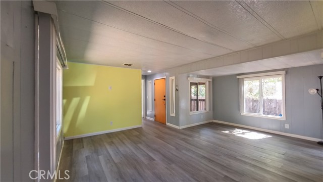 Detail Gallery Image 8 of 33 For 4335 Lasky, Clearlake,  CA 95422 - 3 Beds | 2 Baths