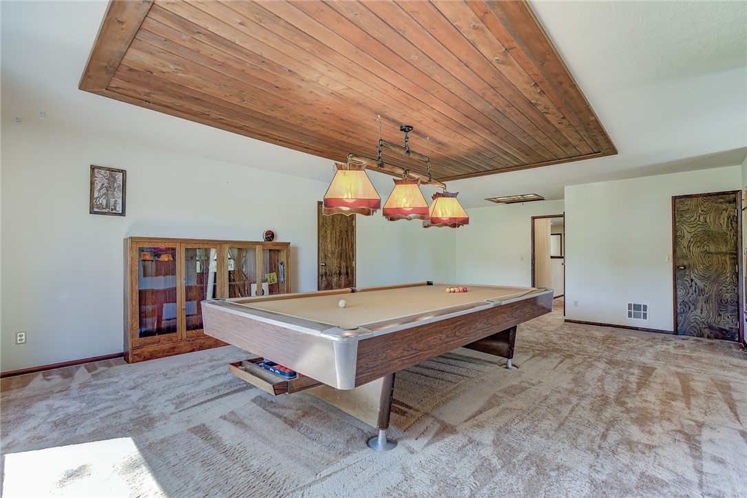 Detail Gallery Image 53 of 73 For 9809 N. Old Stage Road, Weed,  CA 96094 - 4 Beds | 3/1 Baths