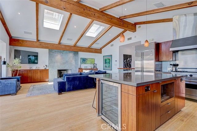 3205 Bayview Drive, Manhattan Beach, California 90266, 5 Bedrooms Bedrooms, ,5 BathroomsBathrooms,Residential,For Sale,Bayview,SB26067701