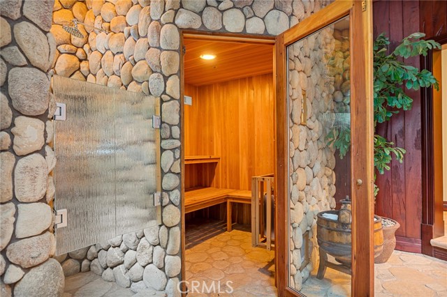 Detail Gallery Image 25 of 71 For 293 Fairway Dr, Lake Arrowhead,  CA 92352 - 6 Beds | 7/1 Baths