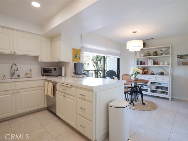 2201 Via Carrillo, Palos Verdes Estates, California 90274, 2 Bedrooms Bedrooms, ,2 BathroomsBathrooms,Residential,For Sale,Via Carrillo,SB26078806