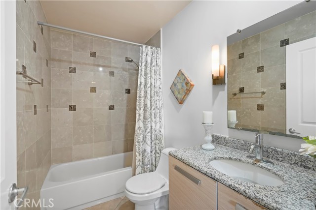 6250 Fulton, 108 photo 14