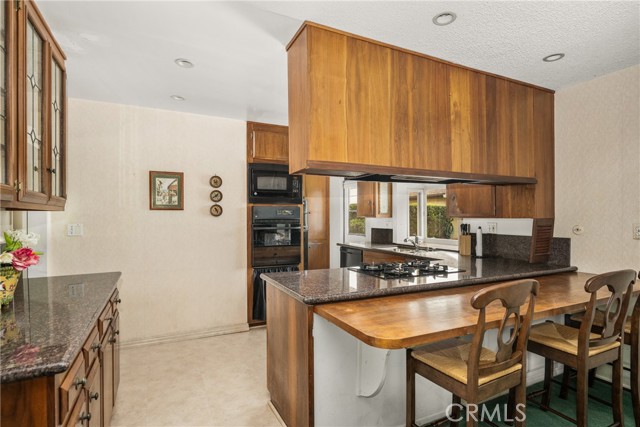 Detail Gallery Image 19 of 61 For 1142 Appian, Santa Ana,  CA 92705 - 4 Beds | 3 Baths