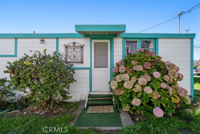 Detail Gallery Image 2 of 20 For 408 Sicily, Morro Bay,  CA 93442 - 1 Beds | 1 Baths