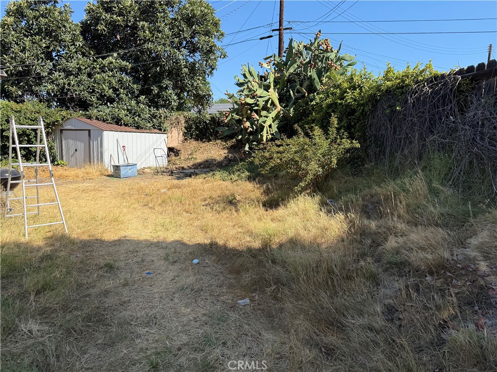 https://media.crmls.org/medias/4e5b35cc-4b8a-4926-93b1-b53ac6c975cd.jpg?preset=X-Large