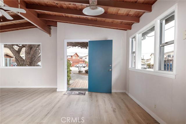 Detail Gallery Image 5 of 20 For 351 Nevis St, Morro Bay,  CA 93442 - 2 Beds | 1/1 Baths