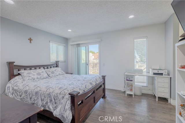 Detail Gallery Image 7 of 12 For 12411 Osborne, Pacoima,  CA 91331 - 2 Beds | 2 Baths