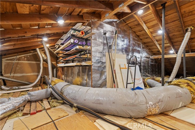 Detail Gallery Image 40 of 46 For 10061 Melinda Way #2,  Northridge,  CA 91325 - 2 Beds | 2/1 Baths