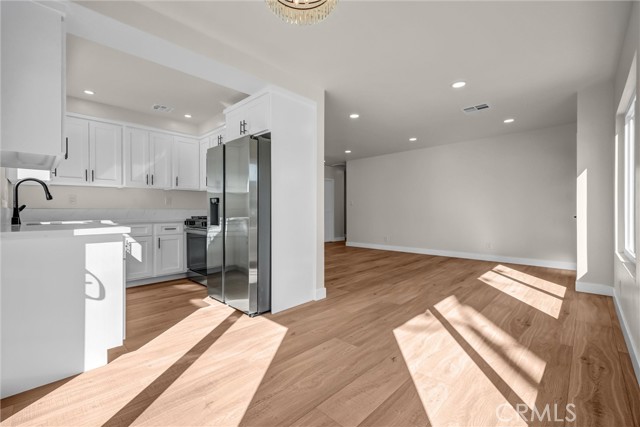 14831 Kingsdale Avenue photo 6