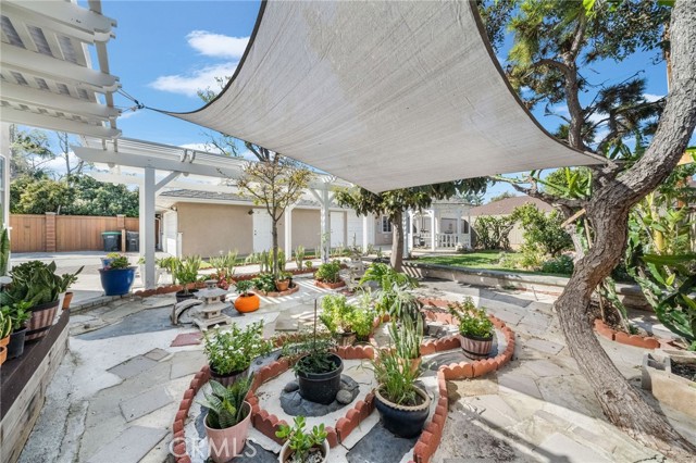 Detail Gallery Image 44 of 52 For 178 N Monterey Rd, Orange,  CA 92866 - 4 Beds | 4 Baths