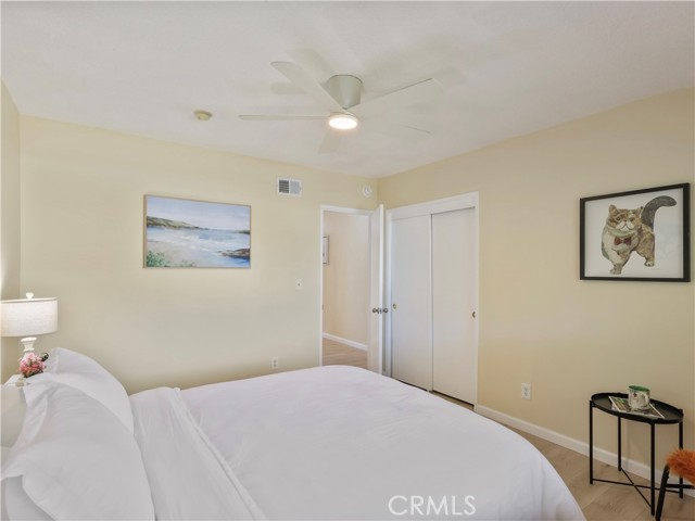 Detail Gallery Image 32 of 48 For 15354 Runnymede St, Van Nuys,  CA 91406 - 4 Beds | 2 Baths