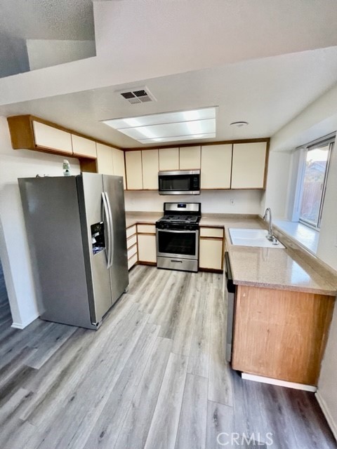 Image 17 of 28 For 79400 Avenue 42 3