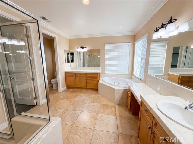 Detail Gallery Image 10 of 58 For 23 Plaza Modena, Lake Elsinore,  CA 92532 - 4 Beds | 3/1 Baths