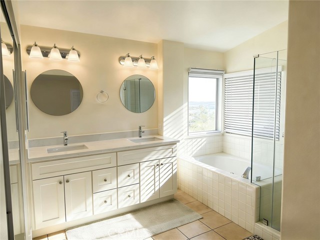 Detail Gallery Image 5 of 9 For 2115 Sun Ridge, Chino Hills,  CA 91709 - 4 Beds | 3 Baths