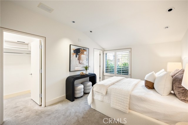 1535 Dolphin Terrace, Corona del Mar CA: https://media.crmls.org/medias/4e614612-72c8-4a73-ae71-ba3b44ea61a7.jpg