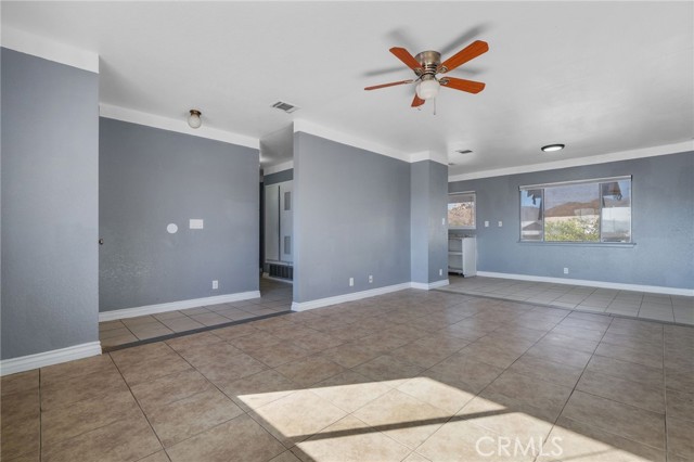 Detail Gallery Image 10 of 35 For 15975 Serrano, Apple Valley,  CA 92307 - – Beds | – Baths