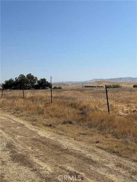 0 Cosmo Street, Bakersfield CA: https://media.crmls.org/medias/4e628c1a-cde0-4e9a-b1d3-e97e3ad85748.jpg
