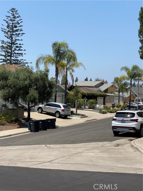 21951 Jinetes, Mission Viejo CA: https://media.crmls.org/medias/4e631120-2ca1-4b03-b383-955ab2d7aa91.jpg