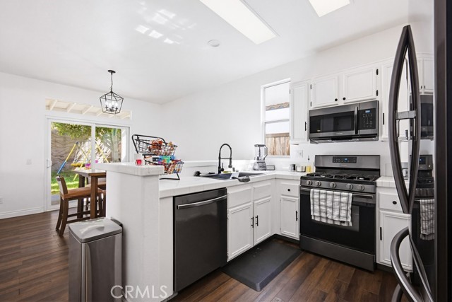 Detail Gallery Image 15 of 40 For 16248 Twilight, Riverside,  CA 92503 - 3 Beds | 2/1 Baths