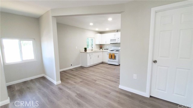Detail Gallery Image 12 of 22 For 21786 Cottonwood Ave #B,  Moreno Valley,  CA 92553 - 2 Beds | 1 Baths