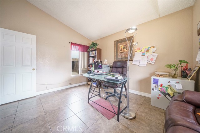 Detail Gallery Image 14 of 28 For 23540 Swan St, Moreno Valley,  CA 92557 - 4 Beds | 2 Baths