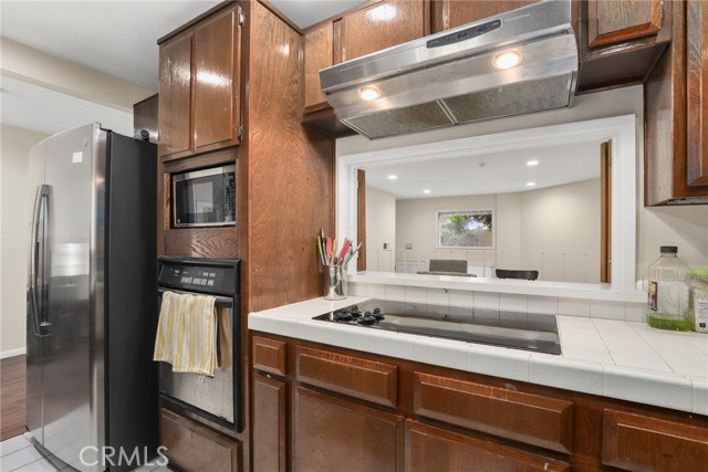 Detail Gallery Image 11 of 27 For 2304 Mathews Ave #2,  Redondo Beach,  CA 90278 - 2 Beds | 2/1 Baths