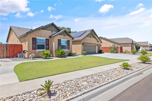 863 Legacy Drive, Lemoore CA: https://media.crmls.org/medias/4e659cf3-d08c-45f5-8968-22ed0067d498.jpg